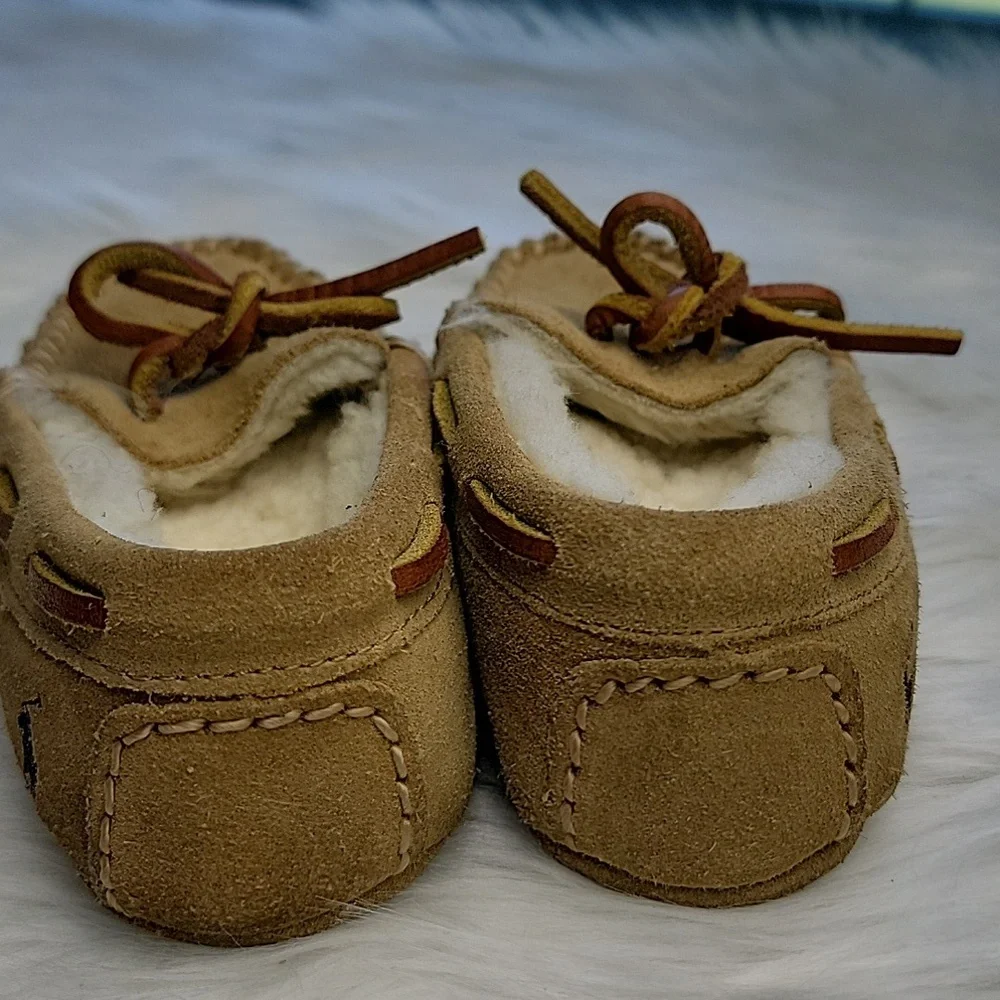 POLO RALPH LAUREN Tan Suede Shearling Preppy Loungewear Boho Moccasin Slippers‎